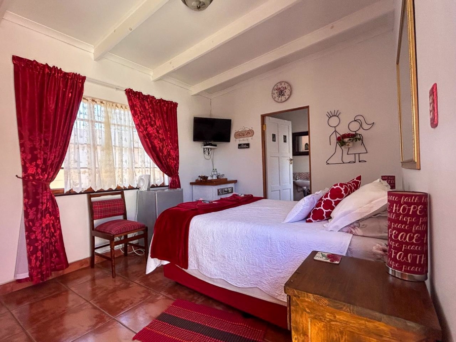 6 Bedroom Property for Sale in Parys Free State